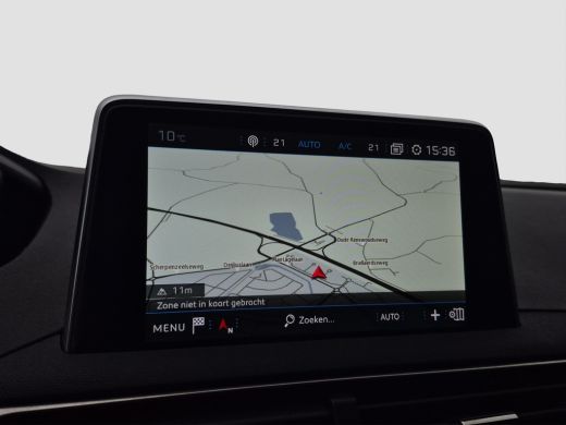 Peugeot 3008 1.2 PureTech Blue Lease Premium Avantage Automaat | Keyless | Camera | Full map navigatie | Carpl... ActivLease financial lease