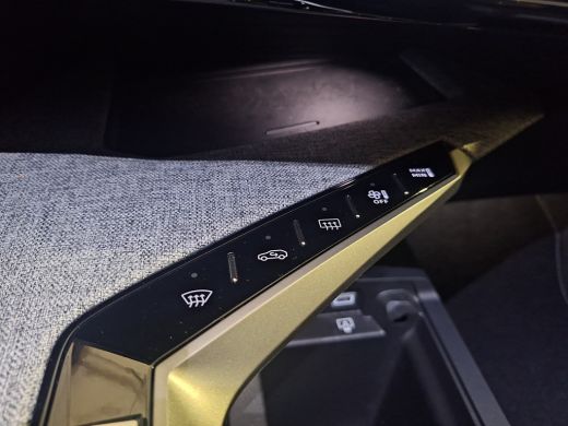 Peugeot e-3008 Allure Avantage 210 73 kWh Nappa Leder | Navigatie | Apple Carplay/Android Auto | Adaptive Cruise... ActivLease financial lease