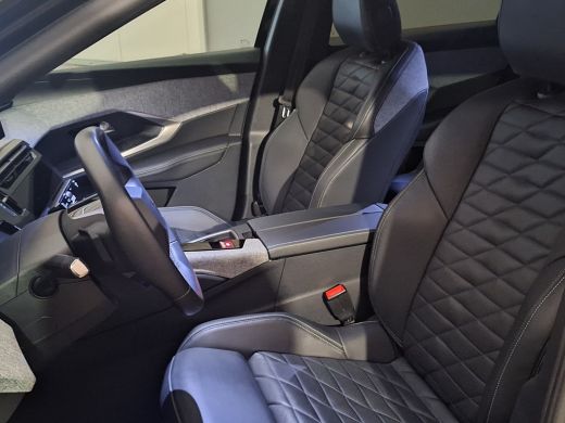 Peugeot e-3008 Allure Avantage 210 73 kWh Nappa Leder | Navigatie | Apple Carplay/Android Auto | Adaptive Cruise... ActivLease financial lease