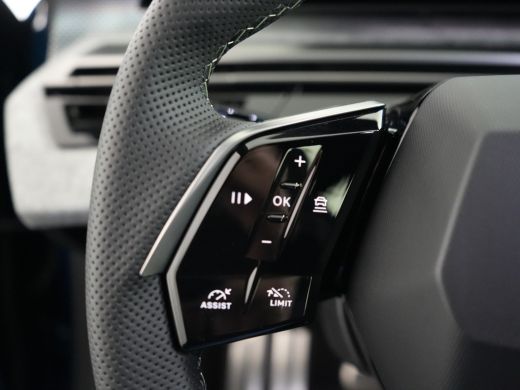 Peugeot e-3008 GT | Advanced Active Safety Brake met camera en radar (Pack Safety Plus) | Climate Control | Elek... ActivLease financial lease