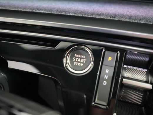 Peugeot e-3008 GT | Advanced Active Safety Brake met camera en radar (Pack Safety Plus) | Climate Control | Elek... ActivLease financial lease