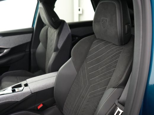 Peugeot e-3008 GT | Advanced Active Safety Brake met camera en radar (Pack Safety Plus) | Climate Control | Elek... ActivLease financial lease
