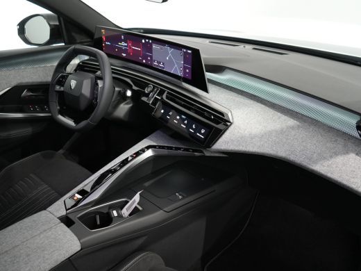Peugeot e-3008 GT | Advanced Active Safety Brake met camera en radar (Pack Safety Plus) | Climate Control | Elek... ActivLease financial lease