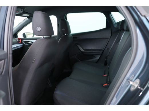 Seat Ibiza 1.5 TSI Sport | Automaat | Full LED | Apple Carplay & Android Auto | Climate Control | Parkeersen... ActivLease financial lease