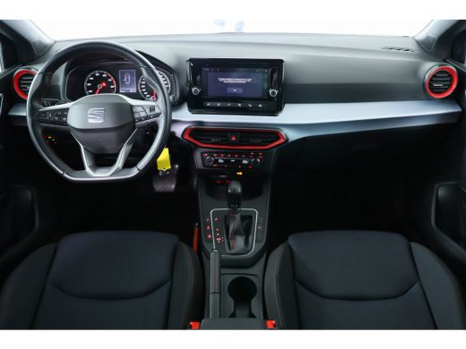 Seat Ibiza 1.5 TSI Sport | Automaat | Full LED | Apple Carplay & Android Auto | Climate Control | Parkeersen... ActivLease financial lease