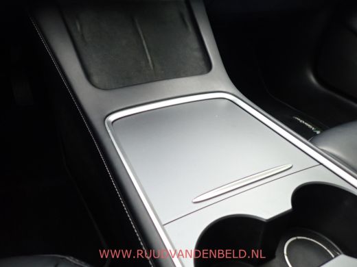 Tesla Model 3 Long Range AWD 75kWh 91%SOH !! FACELIFT !! WARMTEPOMP / TREKHAAK / 19''SPORT ActivLease financial lease