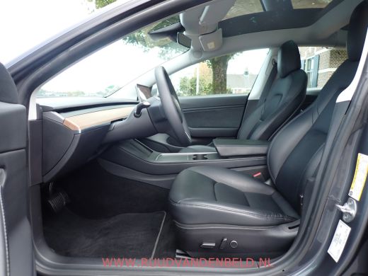 Tesla Model 3 Long Range AWD 75kWh 91%SOH !! FACELIFT !! WARMTEPOMP / TREKHAAK / 19''SPORT ActivLease financial lease