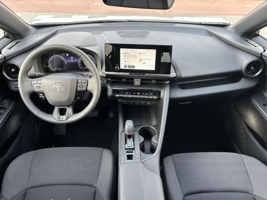Toyota C-HR 1.8 Hybrid 140 Dynamic | Nieuwe auto | Direct uit voorraad leverbaar | ActivLease financial lease