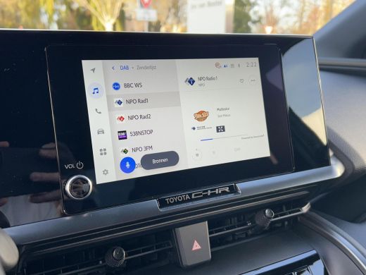 Toyota C-HR 1.8 Hybrid 140 Dynamic | Nieuwe auto | Direct uit voorraad leverbaar | ActivLease financial lease