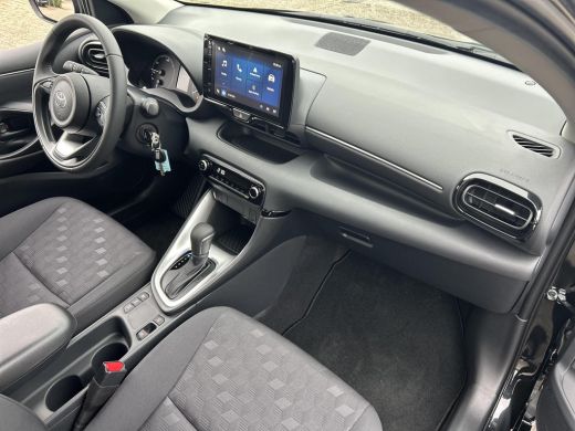 Toyota Yaris 1.5 Hybrid 115 Active | Nieuwe auto | Direct uit voorraad leverbaar | ActivLease financial lease