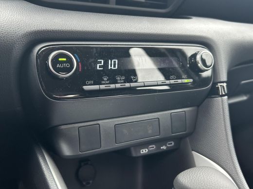 Toyota Yaris 1.5 Hybrid 115 Active | Nieuwe auto | Direct uit voorraad leverbaar | ActivLease financial lease