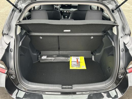 Toyota Yaris 1.5 Hybrid 115 Active | Nieuwe auto | Direct uit voorraad leverbaar | ActivLease financial lease