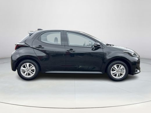 Toyota Yaris 1.5 Hybrid 115 Active | Nieuwe auto | Direct uit voorraad leverbaar | ActivLease financial lease