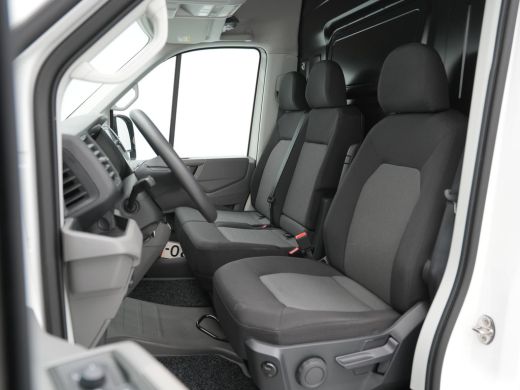 Volkswagen Crafter 35 2.0 TDI 140pk DSG L4H3 Comfortline EURO VI Navigatie Pdc Cruise Carplay ActivLease financial lease