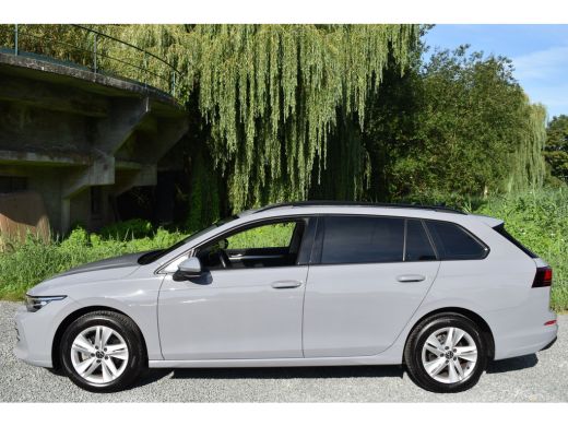 Volkswagen Golf 1.5 TSI LIFE VIRTUAL/PDC/CARPLAY ActivLease financial lease