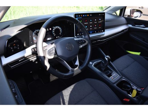 Volkswagen Golf 1.5 TSI LIFE VIRTUAL/PDC/CARPLAY ActivLease financial lease