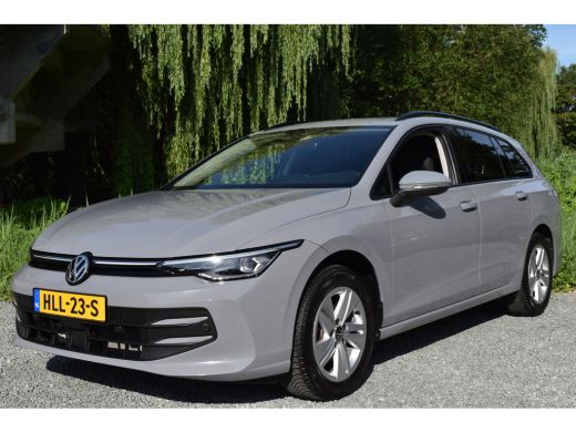 Volkswagen Golf 1.5 TSI LIFE VIRTUAL/PDC/CARPLAY ActivLease financial lease