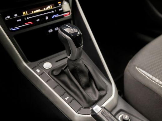 Volkswagen Polo 1.0 TSI Sportline Automaat (VIRTUAL COCKPIT, APPLE CARPLAY, GROOT NAVI, KEYLESS, CLIMATE, CAMERA,... ActivLease financial lease