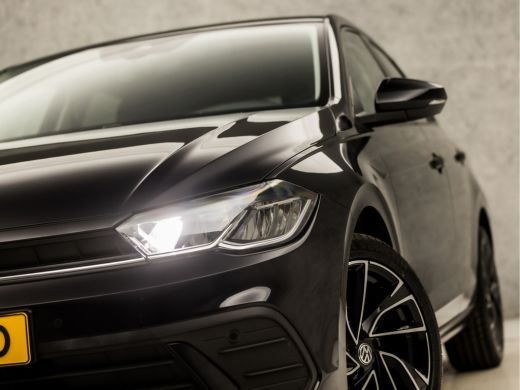 Volkswagen Polo 1.0 TSI Sportline Automaat (VIRTUAL COCKPIT, APPLE CARPLAY, GROOT NAVI, KEYLESS, CLIMATE, CAMERA,... ActivLease financial lease