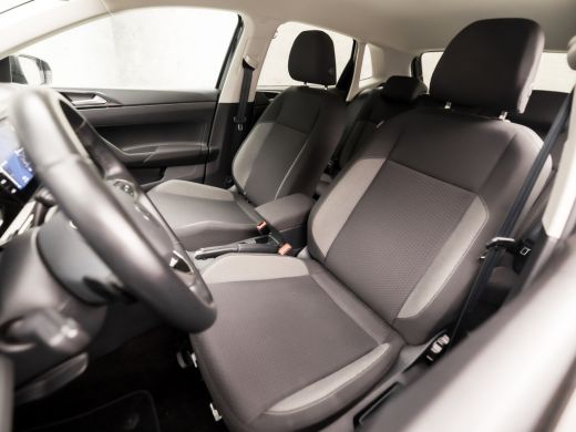 Volkswagen Polo 1.0 TSI Sportline Automaat (VIRTUAL COCKPIT, APPLE CARPLAY, GROOT NAVI, KEYLESS, CLIMATE, CAMERA,... ActivLease financial lease