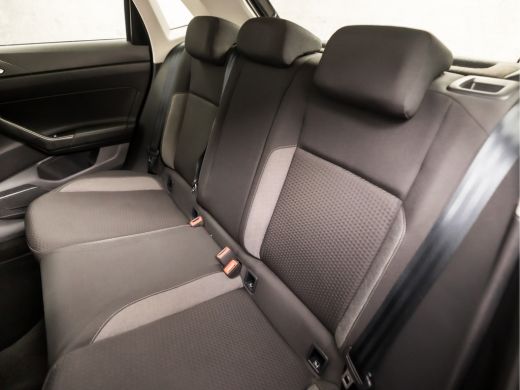 Volkswagen Polo 1.0 TSI Sportline Automaat (VIRTUAL COCKPIT, APPLE CARPLAY, GROOT NAVI, KEYLESS, CLIMATE, CAMERA,... ActivLease financial lease