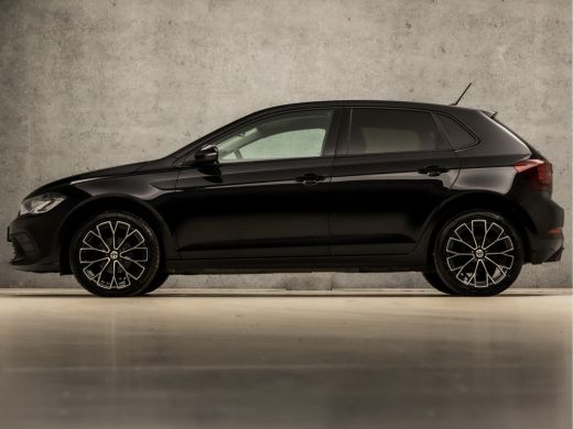 Volkswagen Polo 1.0 TSI Sportline Automaat (VIRTUAL COCKPIT, APPLE CARPLAY, GROOT NAVI, KEYLESS, CLIMATE, CAMERA,... ActivLease financial lease