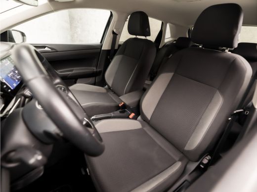 Volkswagen Polo 1.0 TSI Sportline Automaat (VIRTUAL COCKPIT, APPLE CARPLAY, GROOT NAVI, KEYLESS, CLIMATE, CAMERA,... ActivLease financial lease