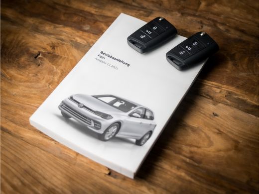 Volkswagen Polo 1.0 TSI Sportline Automaat (VIRTUAL COCKPIT, APPLE CARPLAY, GROOT NAVI, KEYLESS, CLIMATE, CAMERA,... ActivLease financial lease