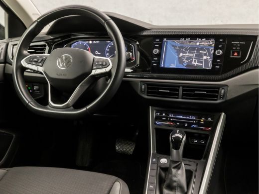 Volkswagen Polo 1.0 TSI Sportline Automaat (VIRTUAL COCKPIT, APPLE CARPLAY, GROOT NAVI, KEYLESS, CLIMATE, CAMERA,... ActivLease financial lease