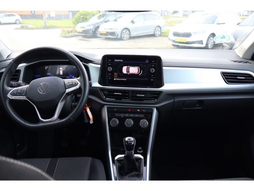 Volkswagen T-Roc 1.0 TSI Life 110PK | Airco | Apple Carplay/Android Auto|telefoonintegratie premium | Cruise contr... ActivLease financial lease