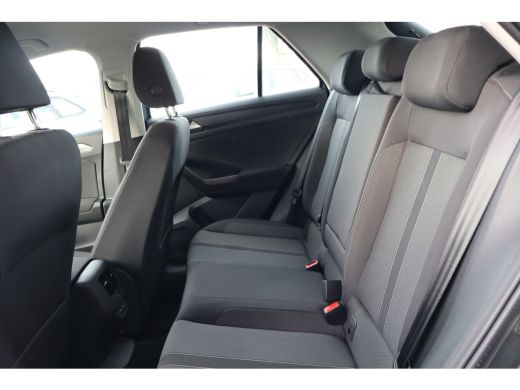 Volkswagen T-Roc 1.0 TSI Life 110PK | Airco | Apple Carplay/Android Auto|telefoonintegratie premium | Cruise contr... ActivLease financial lease