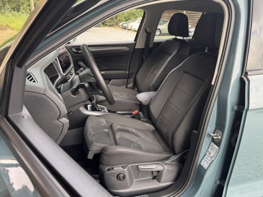 Volkswagen T-Roc 1.5 TSI 150PK DSG STYLE SPORT LED/NAVI/CARPLAY ActivLease financial lease