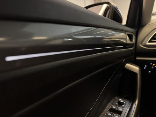 Volkswagen T-Roc 1.5 TSI 150PK DSG STYLE SPORT LED/NAVI/CARPLAY ActivLease financial lease