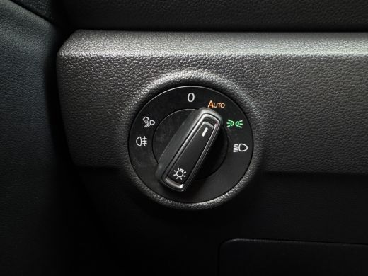 Volkswagen T-Roc 1.5 TSI 150PK DSG STYLE SPORT LED/NAVI/CARPLAY ActivLease financial lease