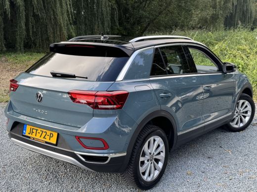 Volkswagen T-Roc 1.5 TSI 150PK DSG STYLE SPORT LED/NAVI/CARPLAY ActivLease financial lease