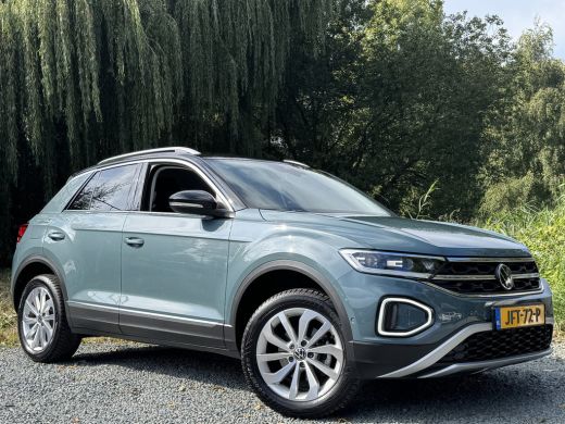 Volkswagen T-Roc 1.5 TSI 150PK DSG STYLE SPORT LED/NAVI/CARPLAY ActivLease financial lease