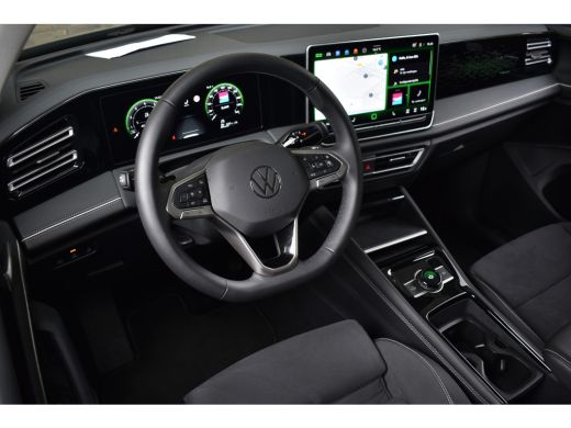 Volkswagen Tiguan 1.5 eTSI 150PK DSG Elegance LEDER | 360° CAMERA | TREKHAAK ActivLease financial lease