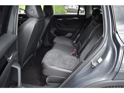 Volkswagen Tiguan 1.5 eTSI 150PK DSG Elegance LEDER | 360° CAMERA | TREKHAAK ActivLease financial lease