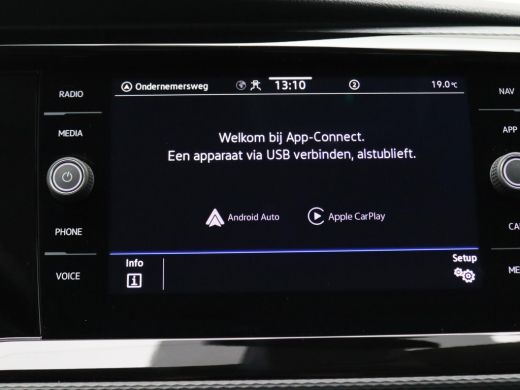 Volkswagen Transporter 2.0 TDI L2H1 Caravelle DC 204PK DSG Dubbele cabine, achteruitrijcamera, 2x elek. schuifdeur, lede... ActivLease financial lease