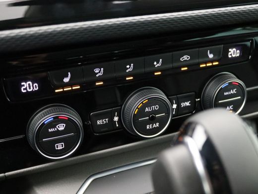 Volkswagen Transporter 2.0 TDI L2H1 Caravelle DC 204PK DSG Dubbele cabine, achteruitrijcamera, 2x elek. schuifdeur, lede... ActivLease financial lease