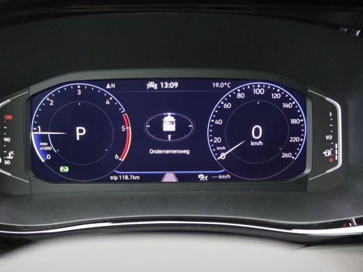 Volkswagen Transporter 2.0 TDI L2H1 Caravelle DC 204PK DSG Dubbele cabine, achteruitrijcamera, 2x elek. schuifdeur, lede... ActivLease financial lease