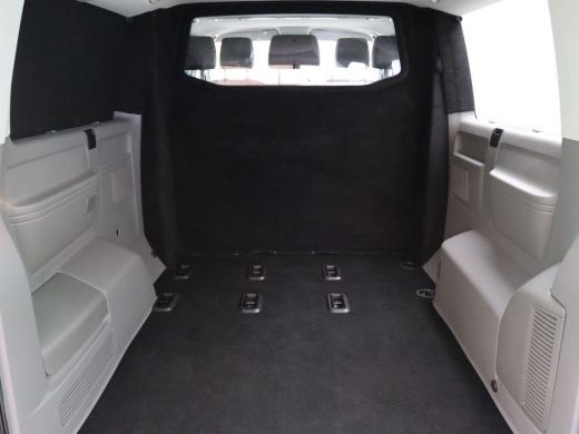 Volkswagen Transporter 2.0 TDI L2H1 Caravelle DC 204PK DSG Dubbele cabine, achteruitrijcamera, 2x elek. schuifdeur, lede... ActivLease financial lease