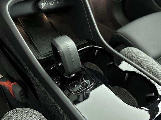 Volvo  EX40 Single Motor Extended Range Ultra 82 kWh | Trekhaak | Full LED adaptive verlichting | Stoel + Stu... ActivLease financial lease