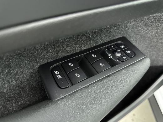 Volvo  EX40 Single Motor Extended Range Ultra 82 kWh | Trekhaak | Full LED adaptive verlichting | Stoel + Stu... ActivLease financial lease