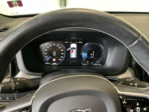 Volvo  XC60 2.0 Recharge T8 AWD R-Design | Luchtvering! | 360Cam | Panorama | NL-Auto! ActivLease financial lease