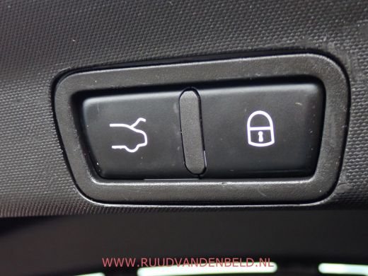 Alfa Romeo Stelvio 2.0T Q4 AWD First Edition PANODAK/DAB/CAMERA/MEMORY/NAVI ActivLease financial lease