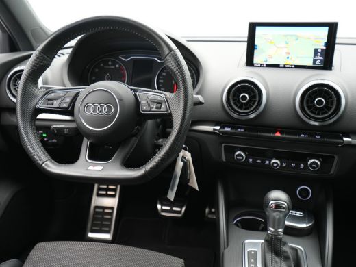 Audi A3 Sportback 35 TFSI CoD 150pk S-Tronic Sport S-Line Edition Navigatie Pdc Led Clima ActivLease financial lease