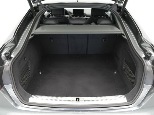 Audi A5 Sportback 35 TFSI 150pk S-Tronic S-Line edition Competition Navigatie Pdc Matrix led Elek. achter... ActivLease financial lease