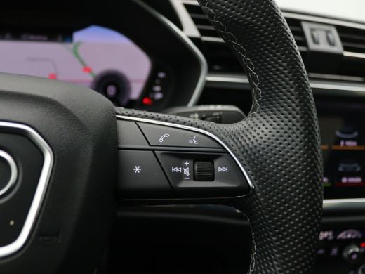 Audi Q3 45 TFSI e S Edition 245PK S-Tronic Pano-Schuifdak, Elektr. Verstelbare stoelen, Achteruitrijcamer... ActivLease financial lease