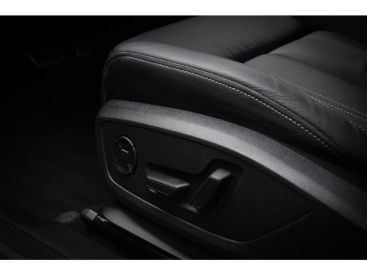 Audi Q4 e-tron 40 / 2x S-line/ Adaptive Cruise Control/ Virtual Cockpit/ Panoramadak/ 150kW (204PK) ActivLease financial lease